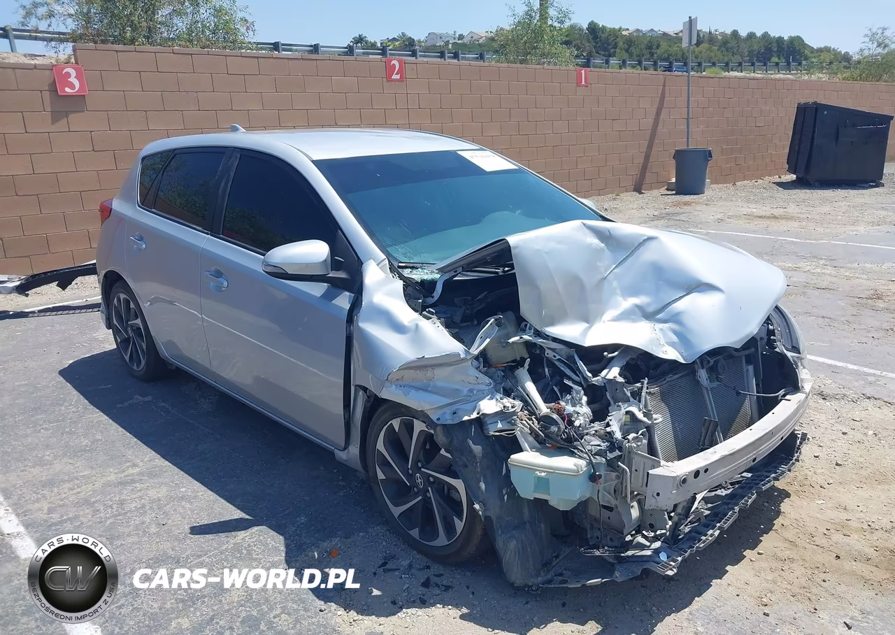 2016 Scion Im – zdjęcie 1 z 17