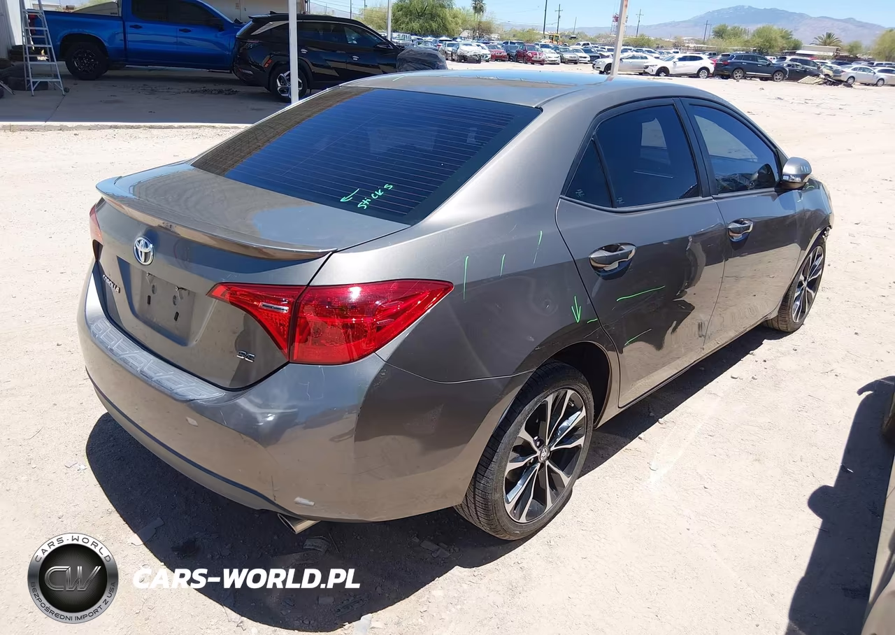 2018 Toyota Corolla Se VIN:2T1BURHE4JC018431 - 4