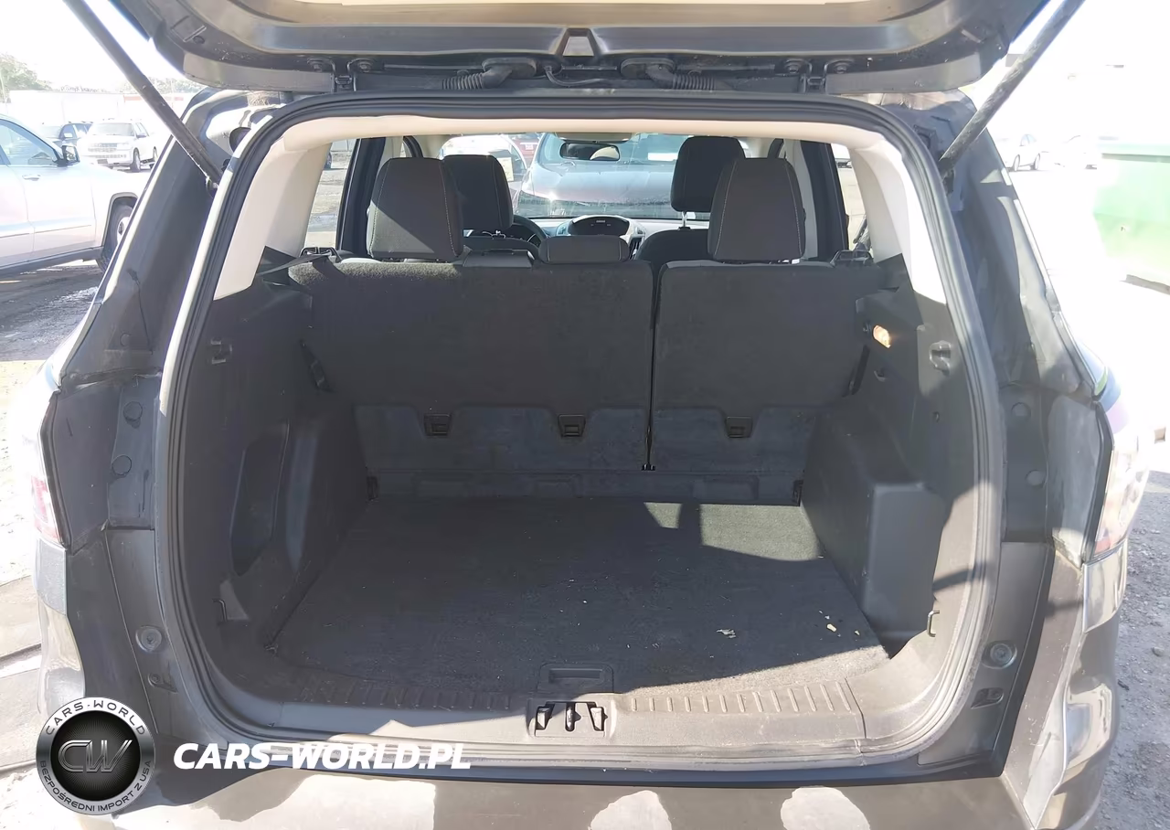 2017 Ford Escape S VIN:1FMCU0F73HUC10758 - 16