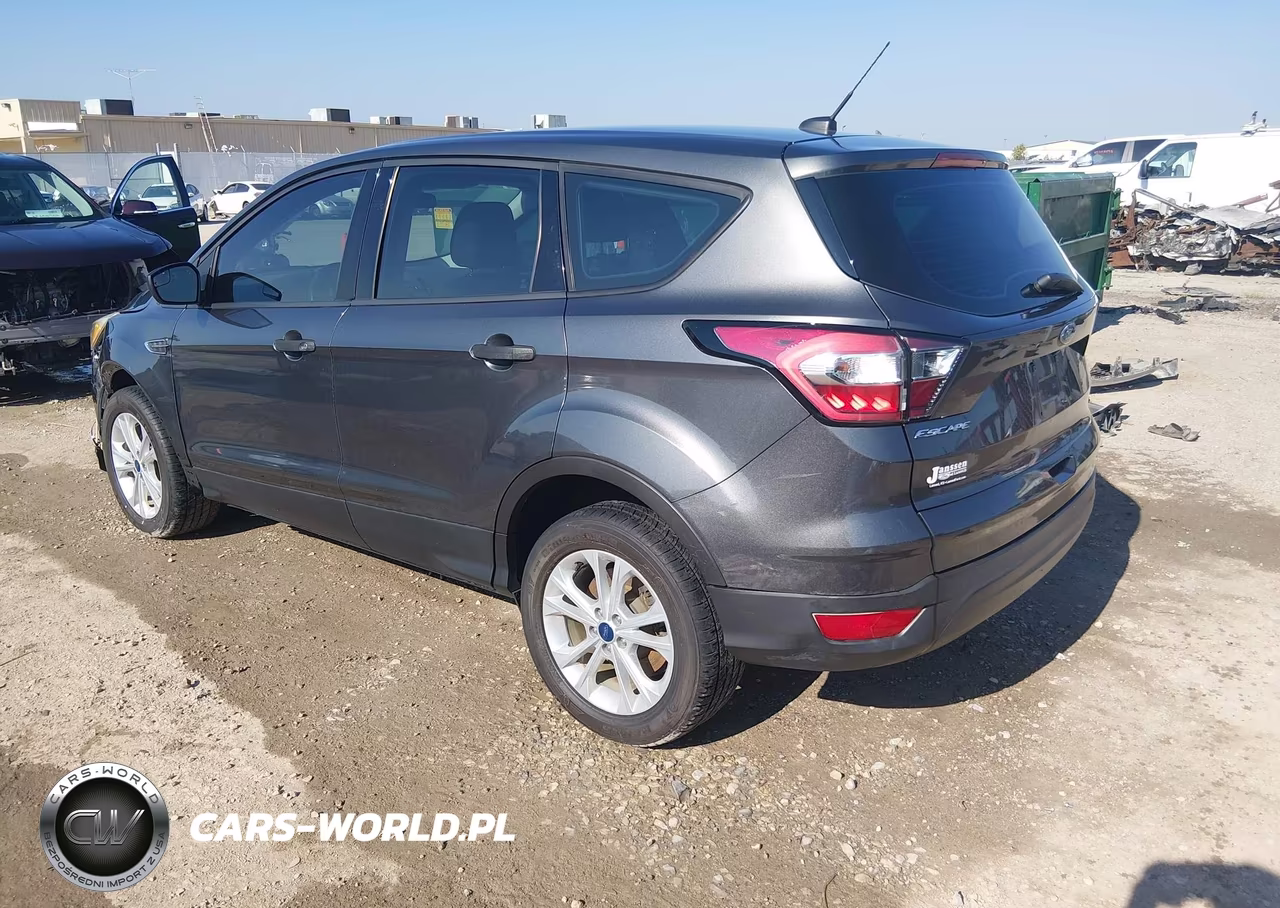 2017 Ford Escape S VIN:1FMCU0F73HUC10758 - 3