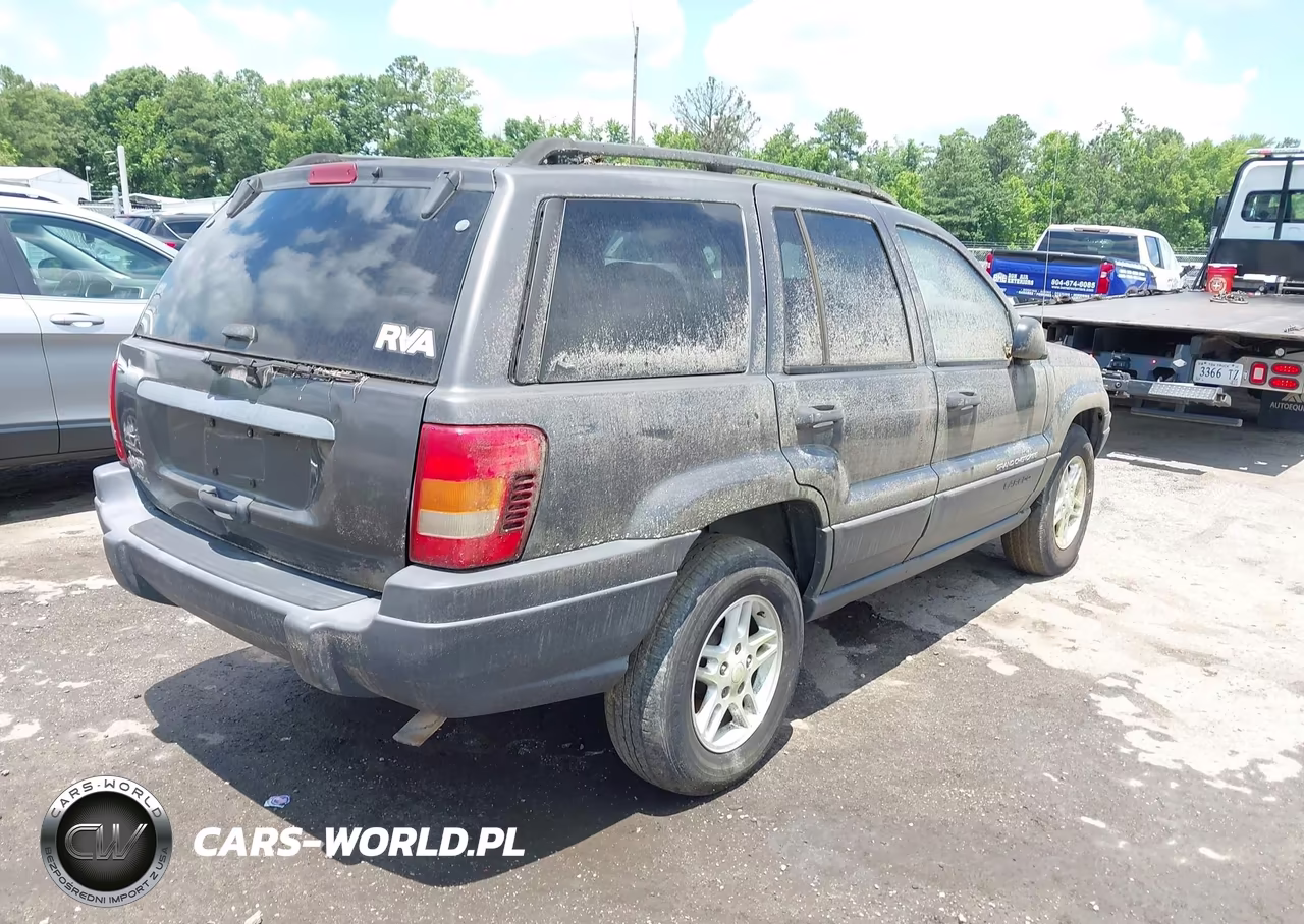 2003 Jeep Grand Cherokee Laredo VIN:1J4GW48S43C609986 - 4