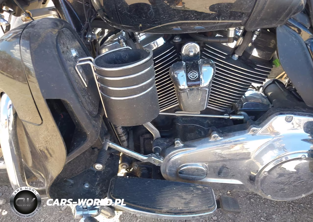 2020 Harley-Davidson Flhtcutg VIN:1HD1MAF1XLB850563 - 17