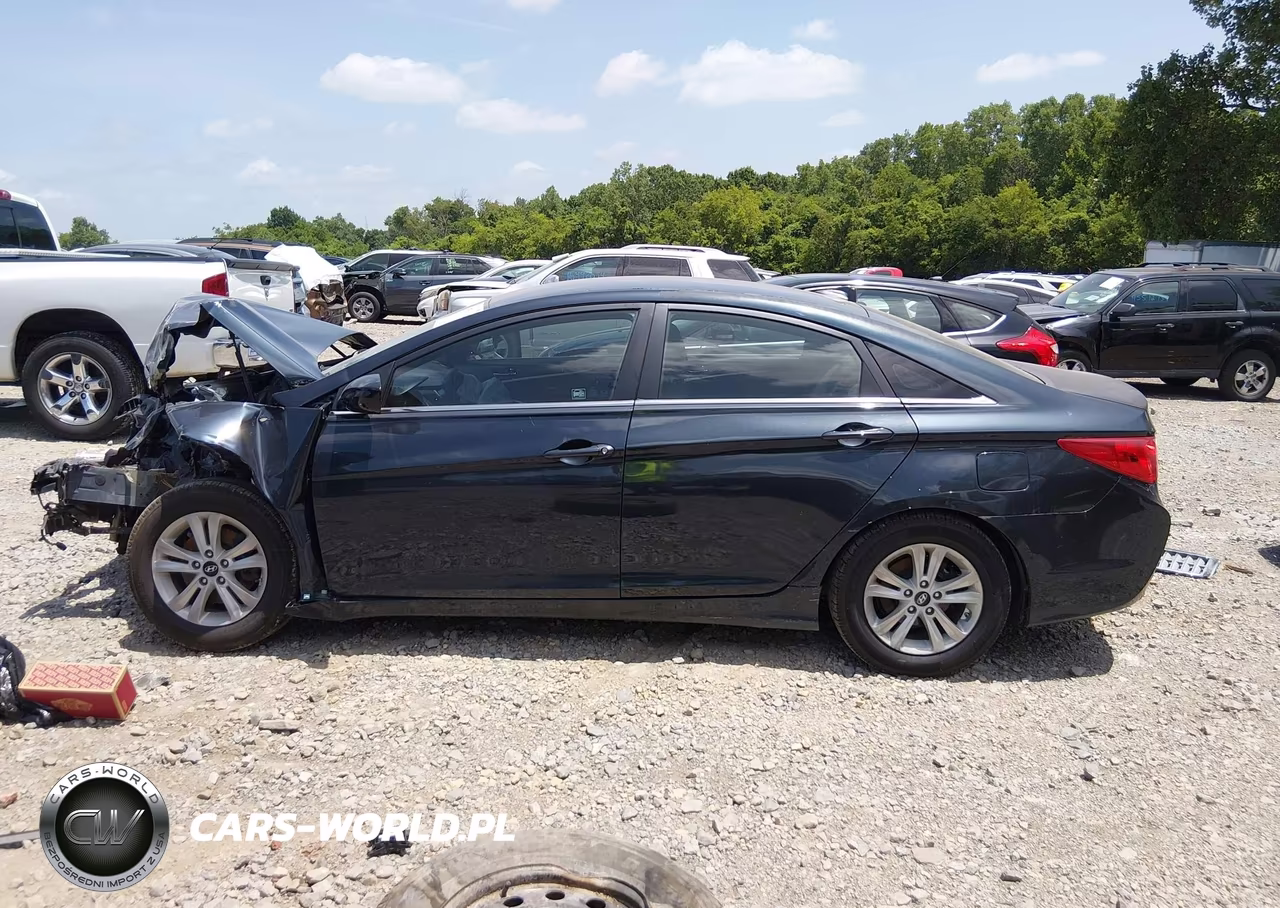 2013 Hyundai Sonata Gls VIN:5NPEB4AC4DH727960 - 14