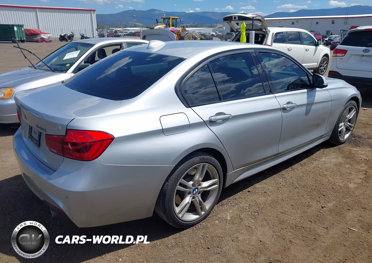2016 BMW 340I xDrive VIN:WBA8B7G53GNT95244 - 4