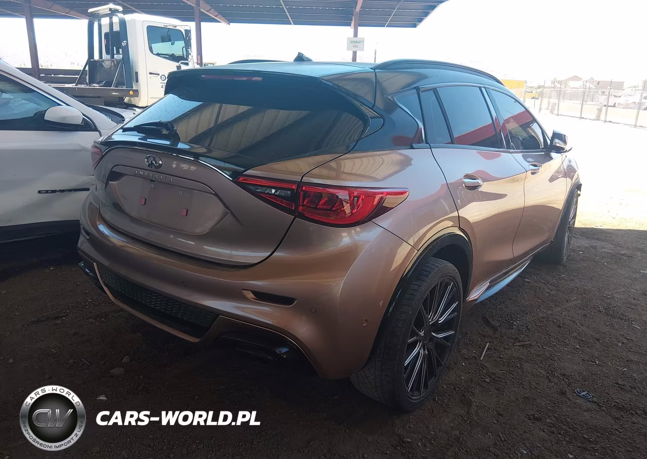 2017 Infiniti Qx30 Premium VIN:SJKCH5CPXHA017791 - 4
