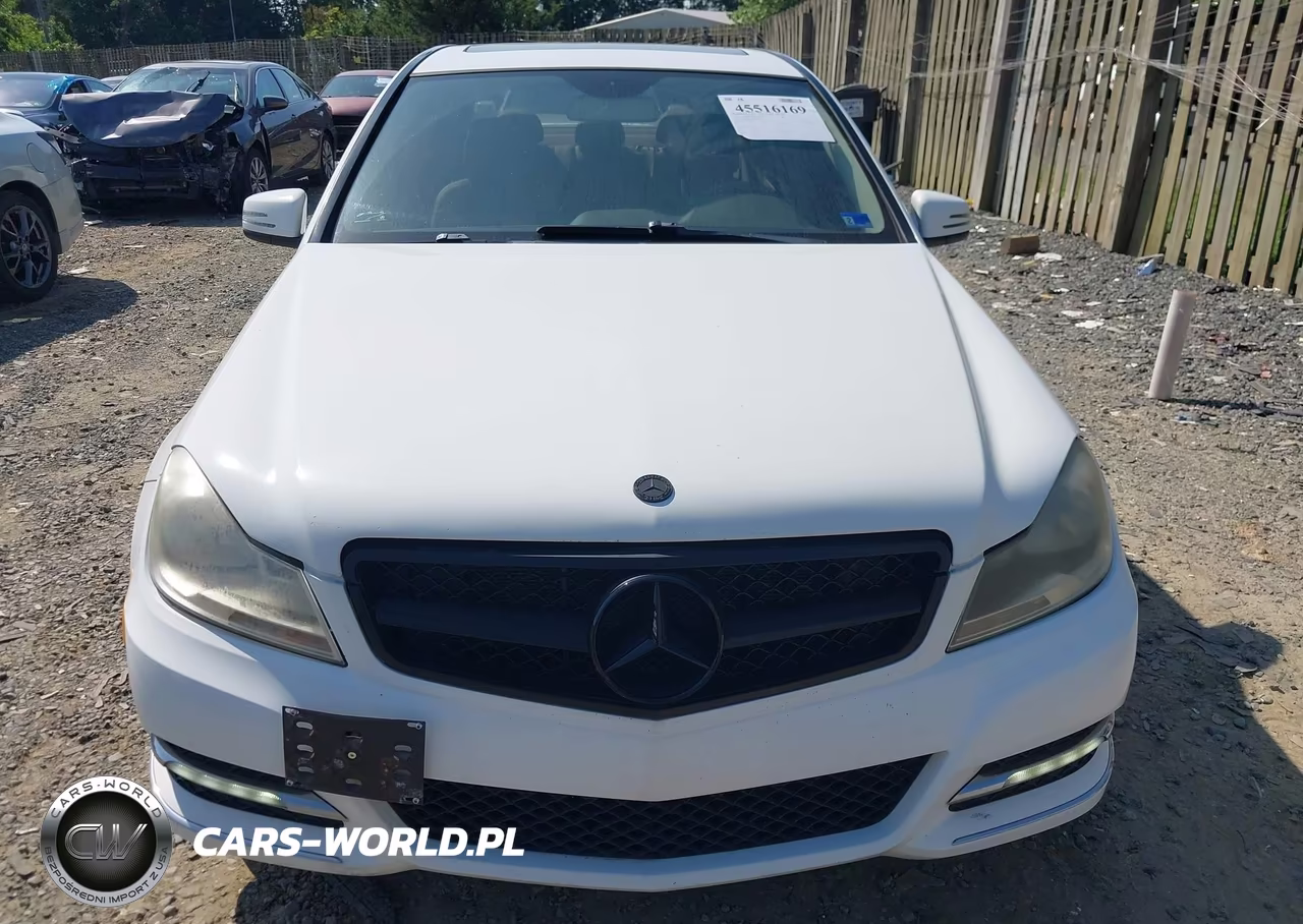 2013 Mercedes-Benz C 300 Luxury 4Matic VIN:WDDGF8AB2DR287232 - 6