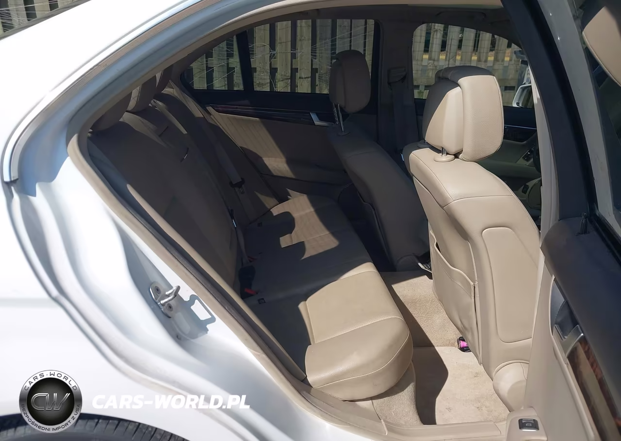 2013 Mercedes-Benz C 300 Luxury 4Matic VIN:WDDGF8AB2DR287232 - 8