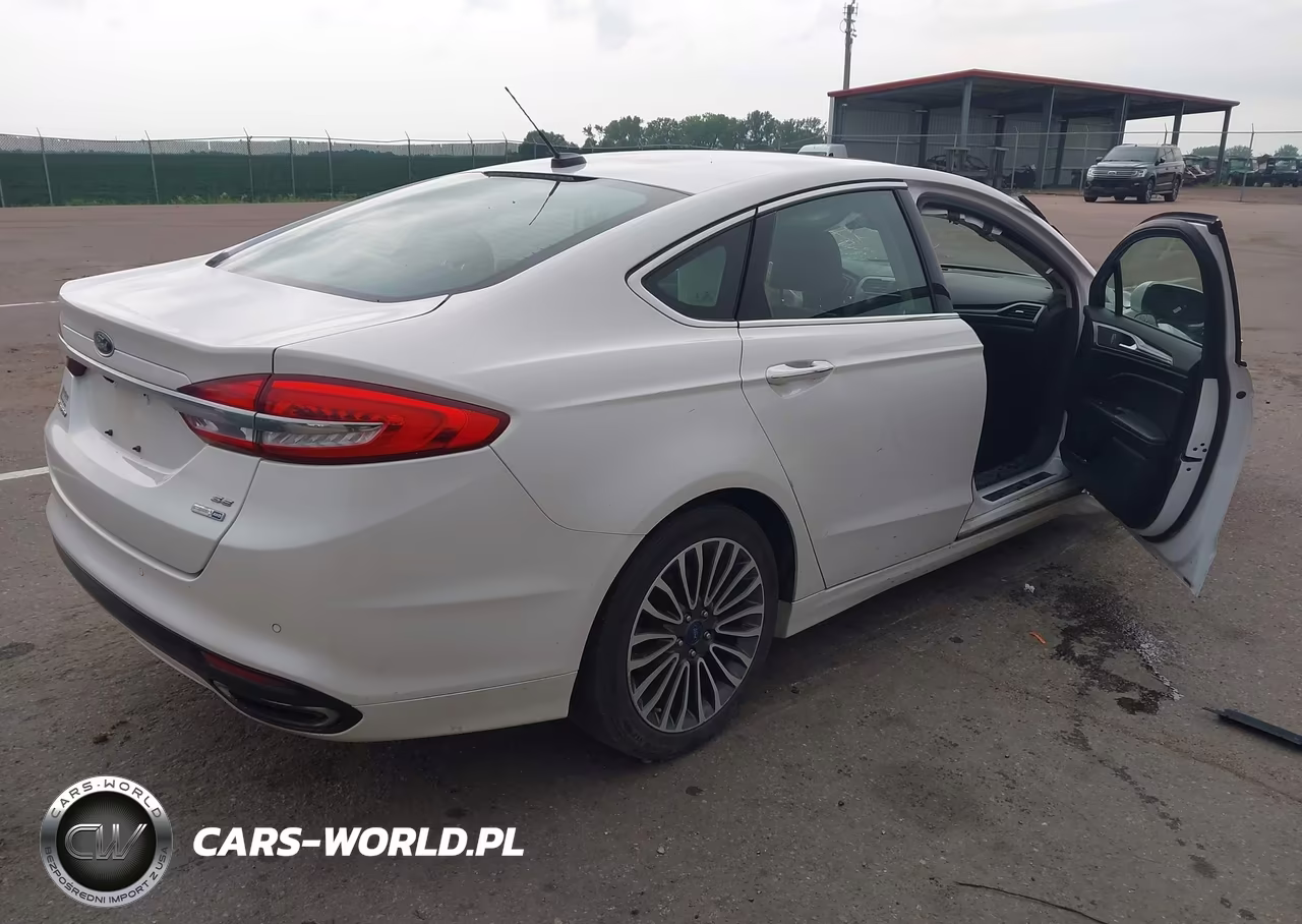 2017 Ford Fusion Se VIN:3FA6P0T93HR140576 - 4