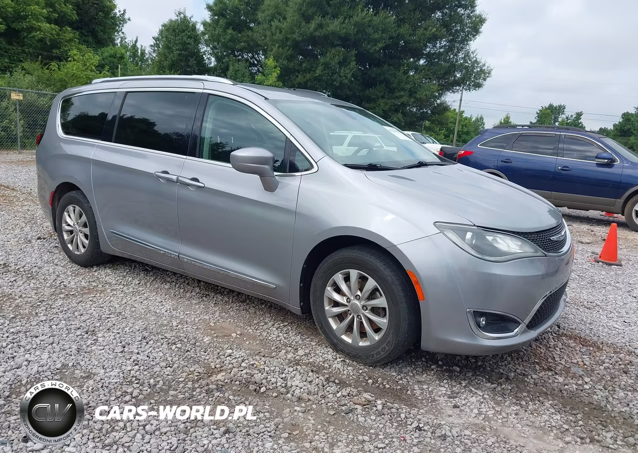 2018 Chrysler Pacifica Touring L – zdjęcie 1 z 16
