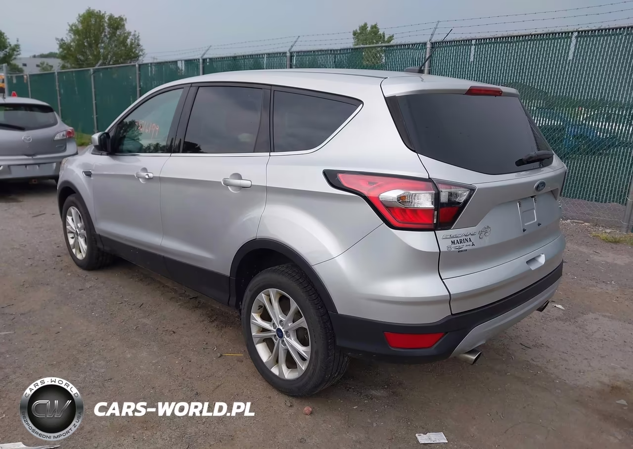 2017 Ford Escape Se VIN:1FMCU0GD9HUB39201 - 3