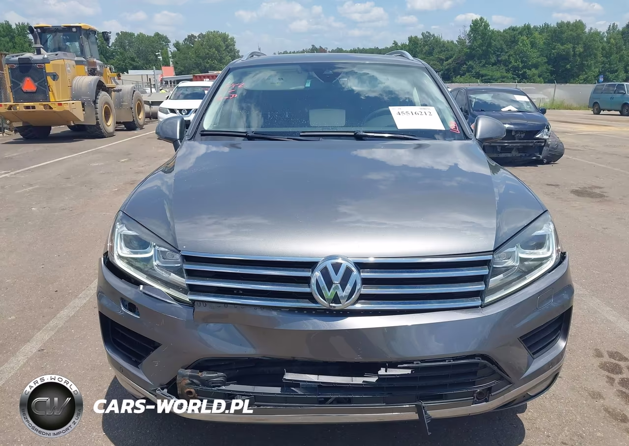 2016 Volkswagen Touareg Tdi Lux VIN:WVGEP9BP8GD004960 - 12