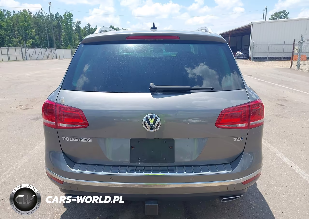 2016 Volkswagen Touareg Tdi Lux VIN:WVGEP9BP8GD004960 - 16