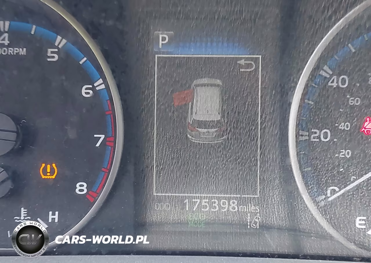 2018 Toyota Rav4 Le VIN:2T3BFREVXJW857620 - 15