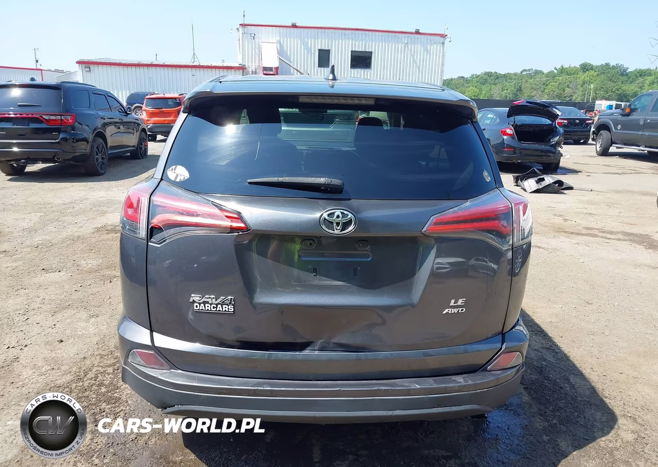 2018 Toyota Rav4 Le VIN:2T3BFREVXJW857620 - 16