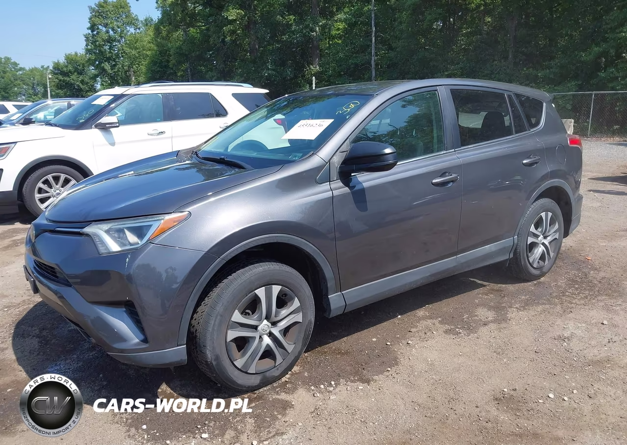 2018 Toyota Rav4 Le VIN:2T3BFREVXJW857620 - 2