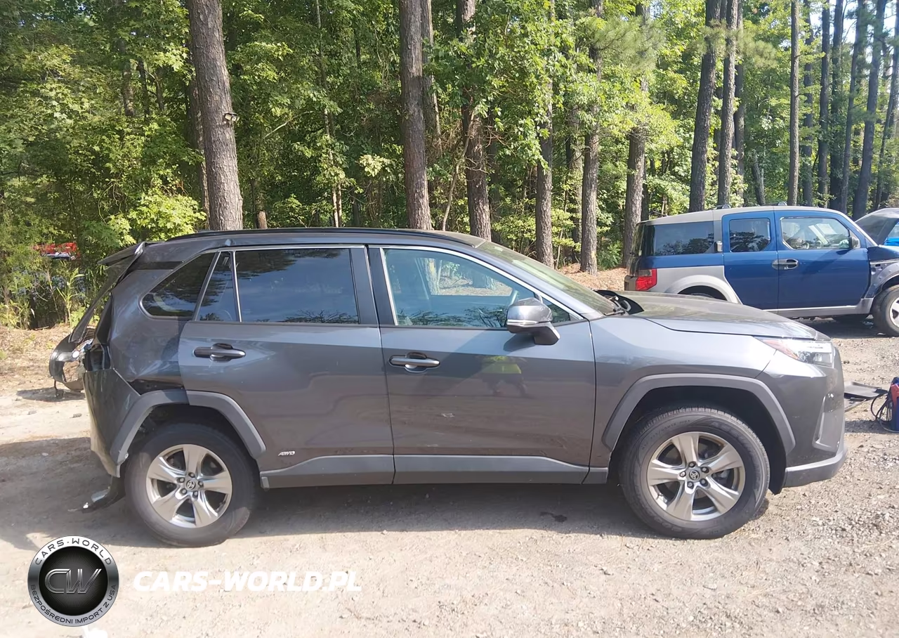 2023 Toyota Rav4 Hybrid Xle VIN:2T3RWRFV1PW172119 - 13