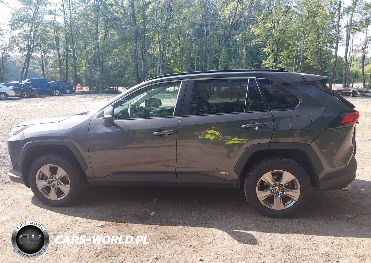 2023 Toyota Rav4 Hybrid Xle VIN:2T3RWRFV1PW172119 - 14