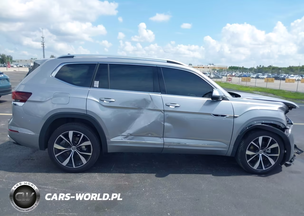 2024 Volkswagen Atlas 2.0T Sel Premium R-Line VIN:1V2FR2CA8RC572332 - 13