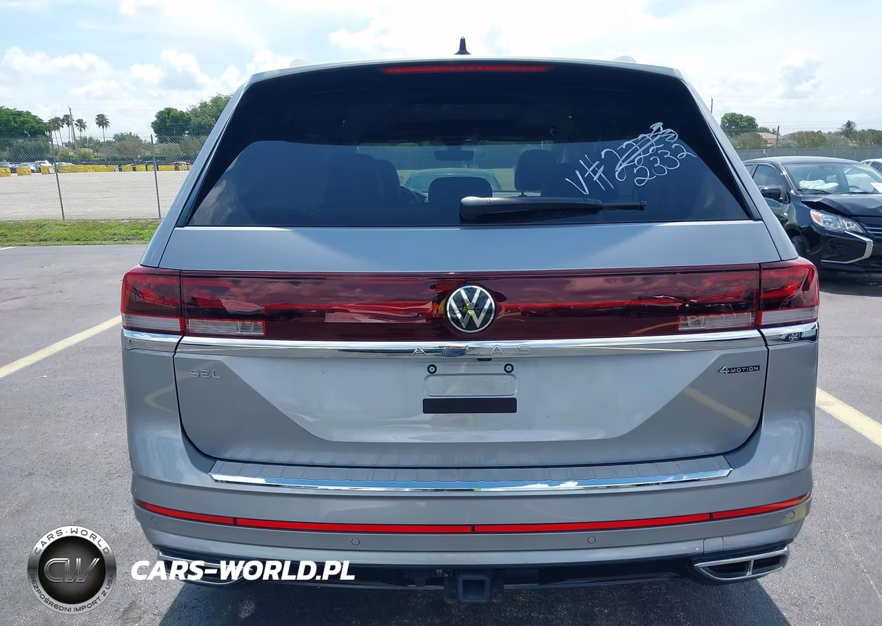 2024 Volkswagen Atlas 2.0T Sel Premium R-Line VIN:1V2FR2CA8RC572332 - 16