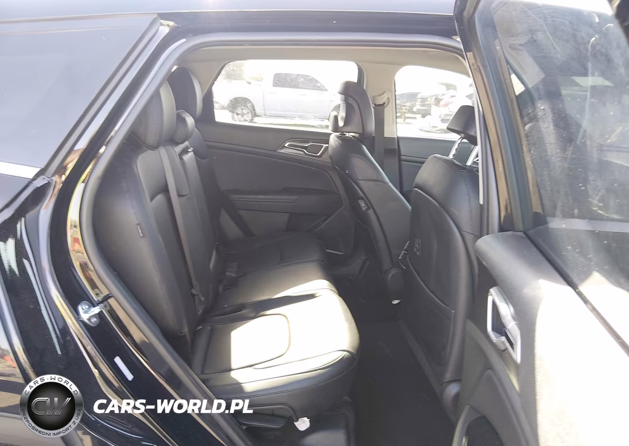 2025 Kia Sportage Ex VIN:5XYK33DF1SG304872 - 8