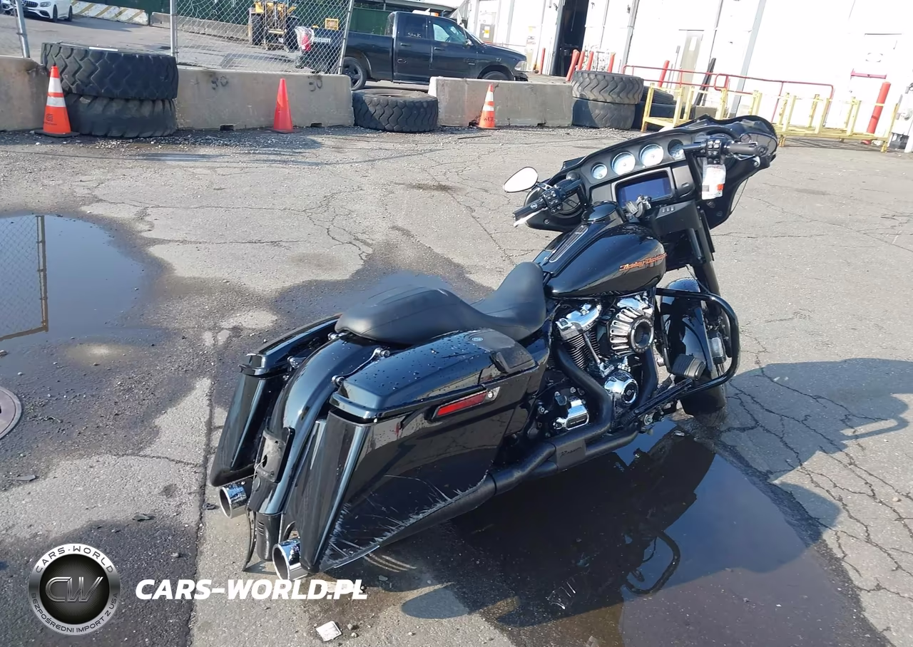 2019 Harley-Davidson Flhx VIN:1HD1KBC19KB625923 - 4