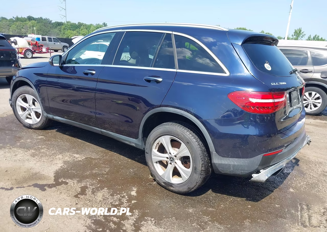 2017 Mercedes-Benz Glc 300 4Matic VIN:WDC0G4KB2HV004349 - 3
