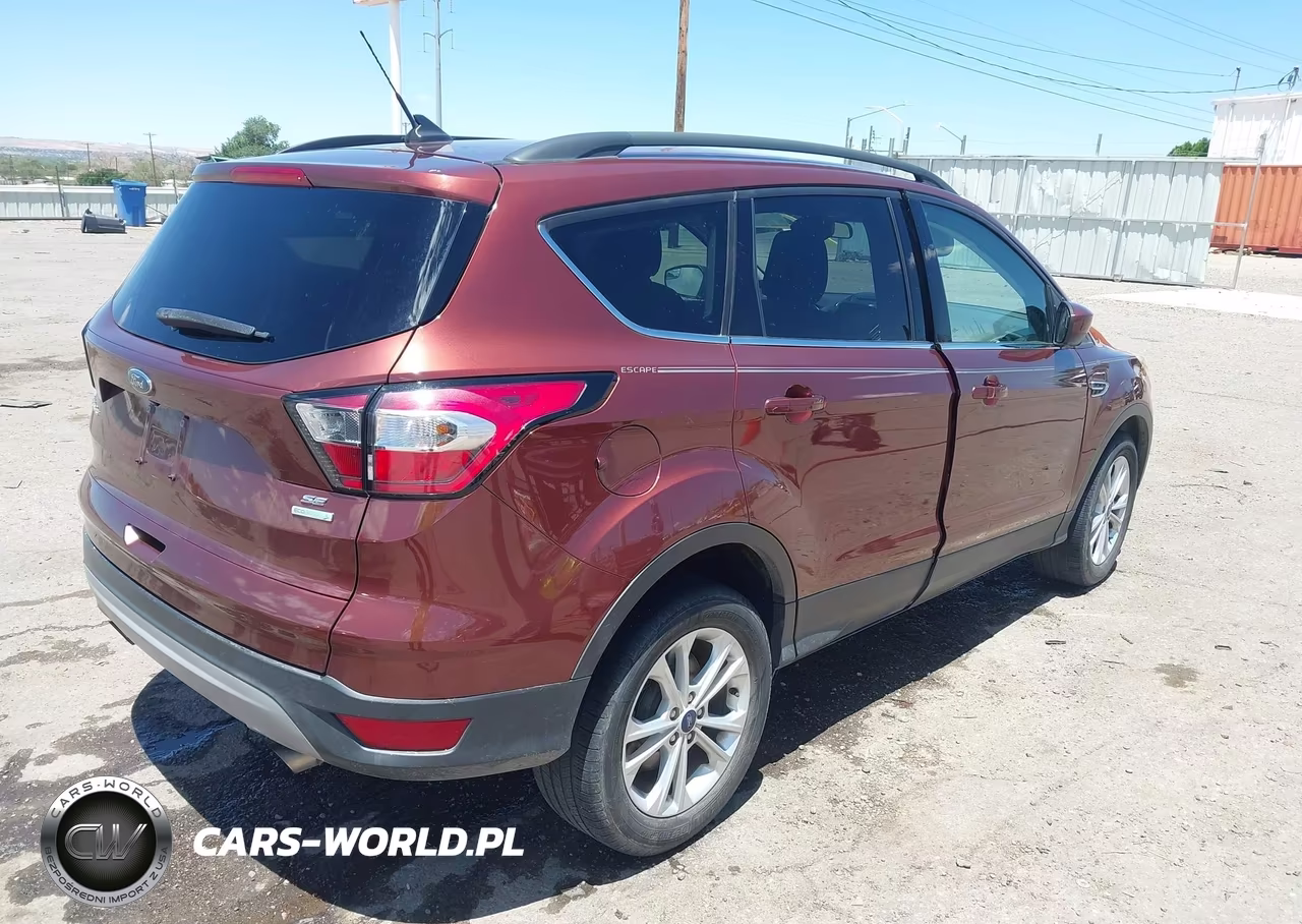2018 Ford Escape Se VIN:1FMCU0GD8JUC48397 - 4
