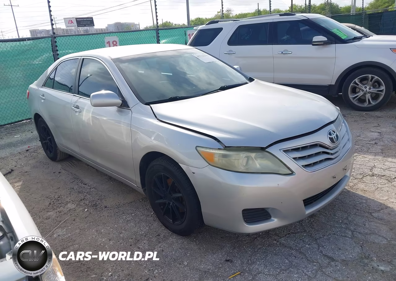 2011 Toyota Camry – zdjęcie 1 z 12