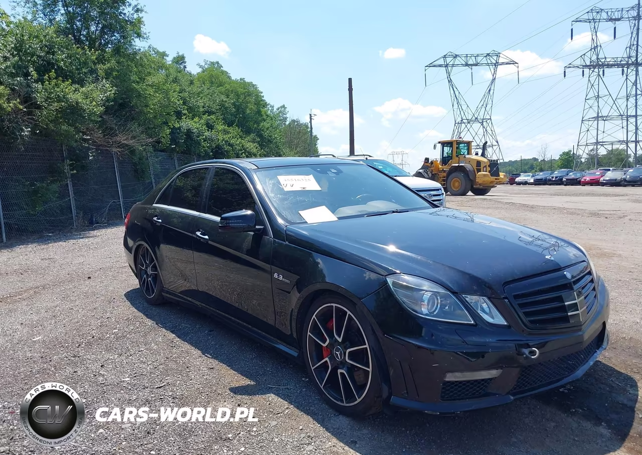 2011 Mercedes-Benz E 63 Amg – zdjęcie 1 z 17