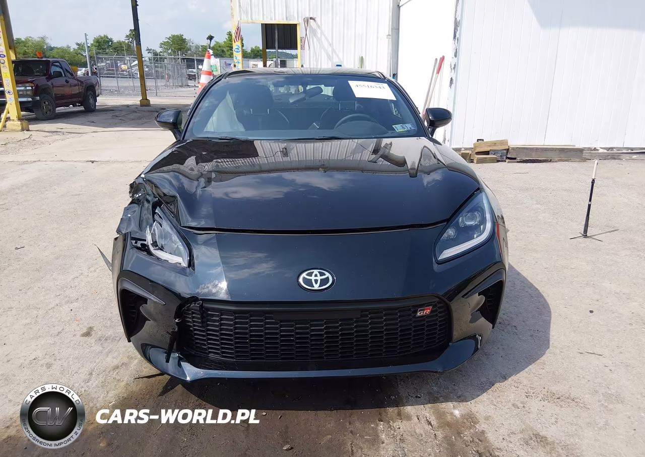 2024 Toyota Gr86 Premium VIN:JF1ZNBE14R9758086 - 12