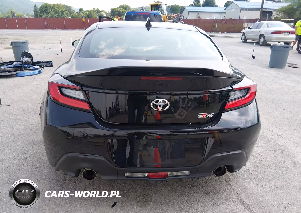 2024 Toyota Gr86 Premium VIN:JF1ZNBE14R9758086 - 16