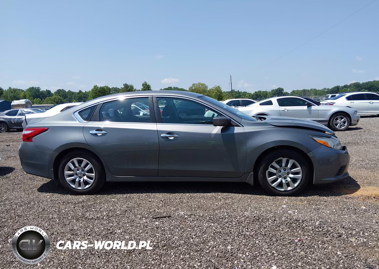 2017 Nissan Altima 2.5 S VIN:1N4AL3AP3HN332818 - 14