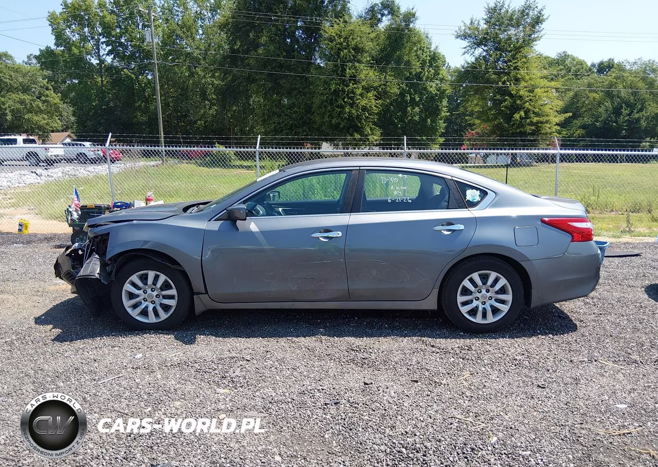 2017 Nissan Altima 2.5 S VIN:1N4AL3AP3HN332818 - 15