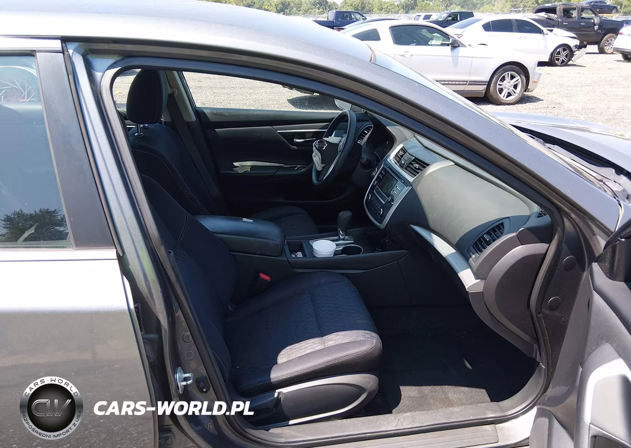2017 Nissan Altima 2.5 S VIN:1N4AL3AP3HN332818 - 5