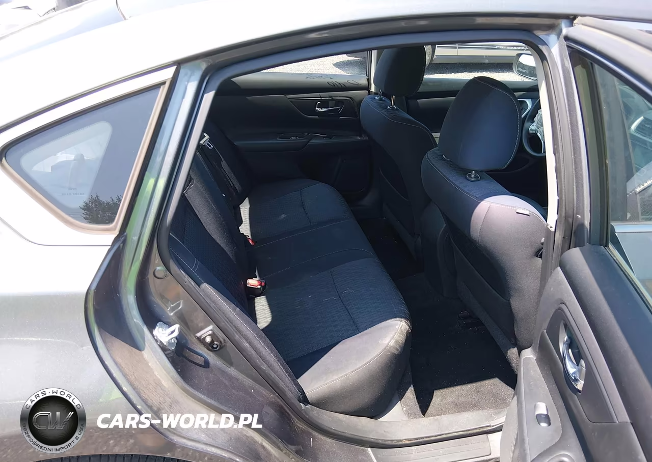 2017 Nissan Altima 2.5 S VIN:1N4AL3AP3HN332818 - 8