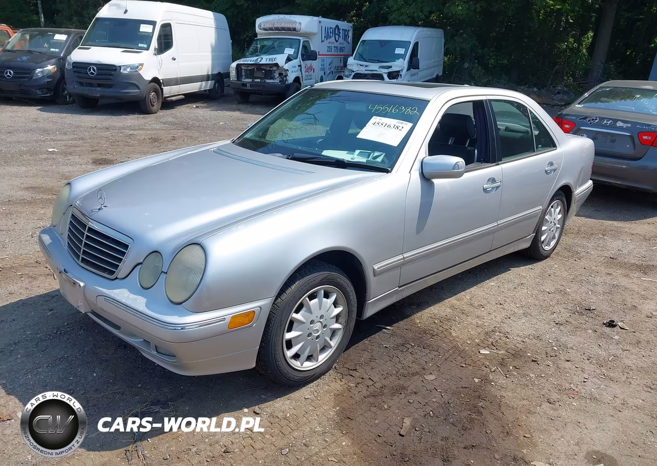 2000 Mercedes-Benz E 320 4M VIN:WDBJF82J5YX037781 - 2