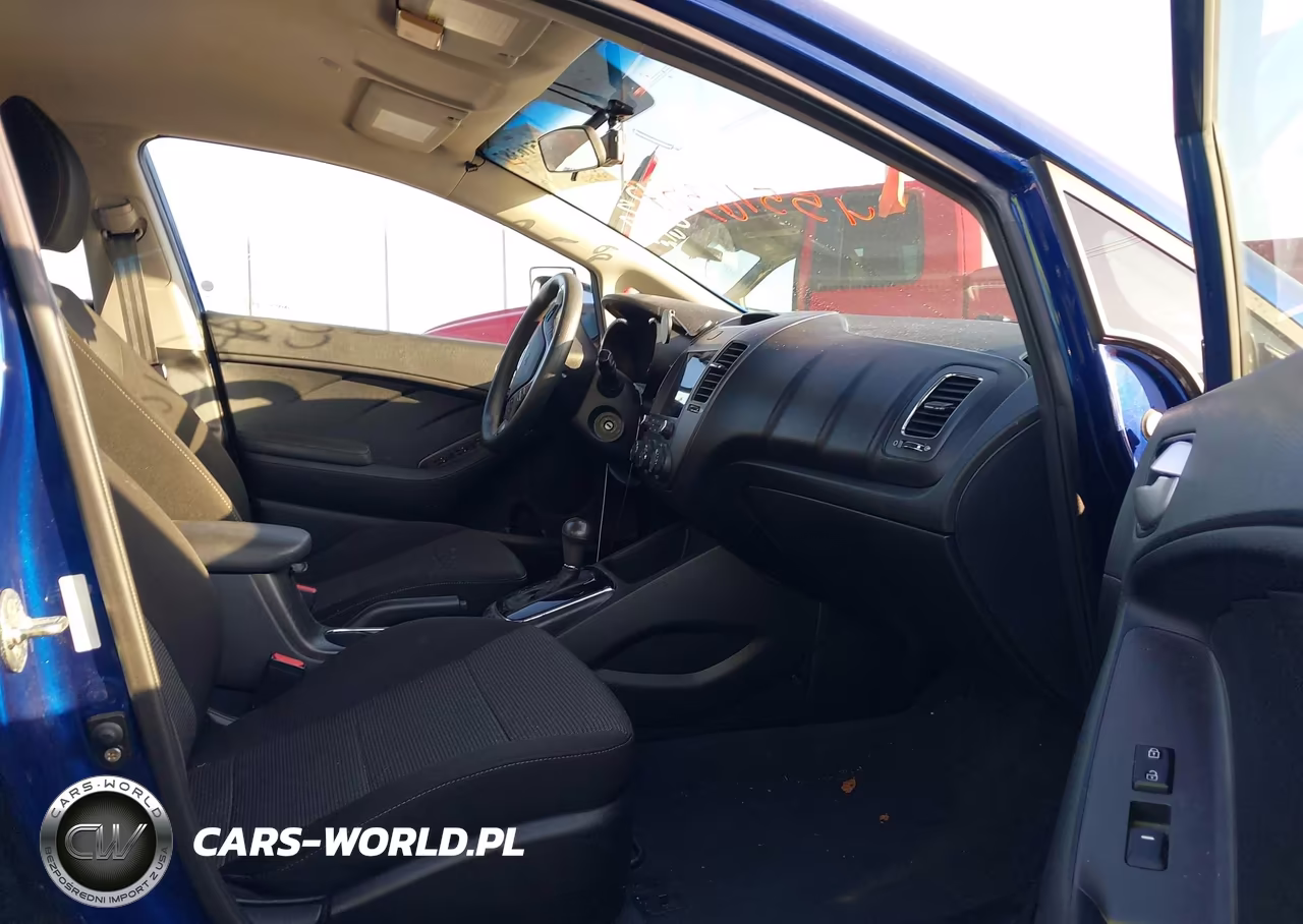 2018 Kia Forte Lx VIN:3KPFK4A77JE257009 - 5