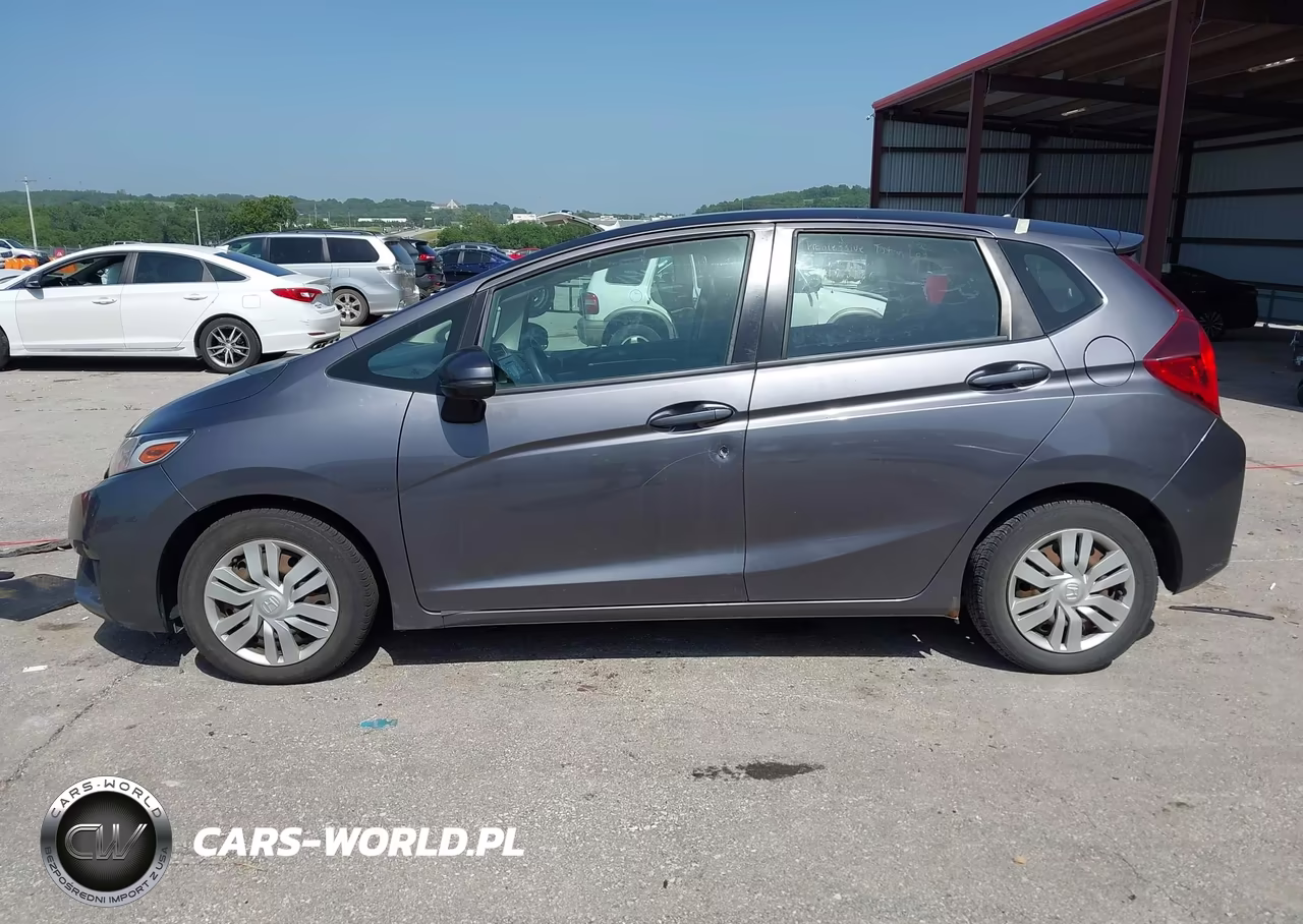 2015 Honda Fit Lx VIN:3HGGK5H50FM713168 - 14