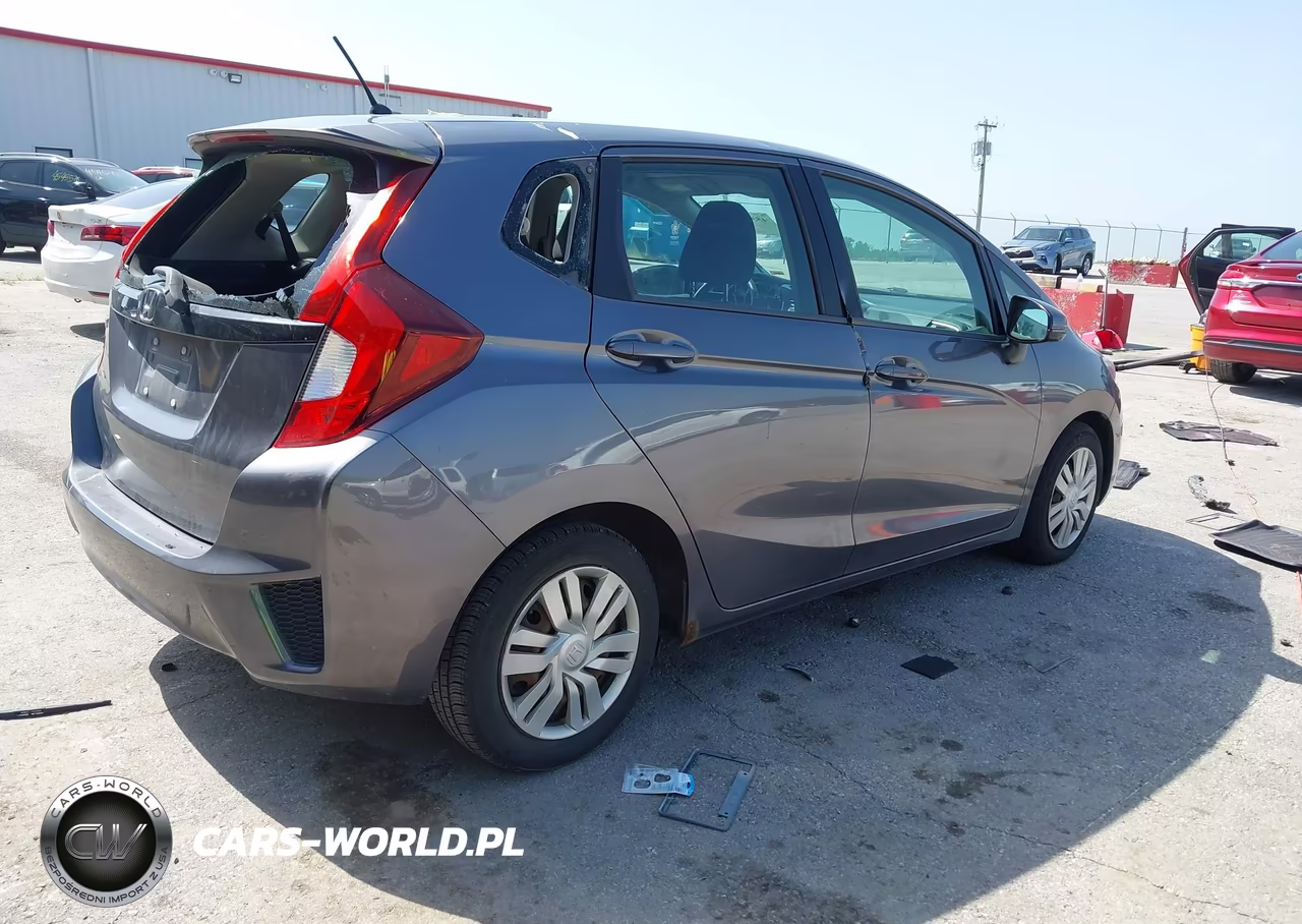 2015 Honda Fit Lx VIN:3HGGK5H50FM713168 - 4