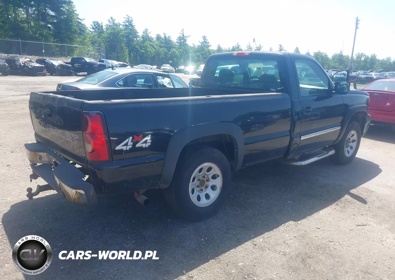 2007 Chevrolet Silverado 1500 Classic Work Truck VIN:3GCEK14X47G249789 - 4