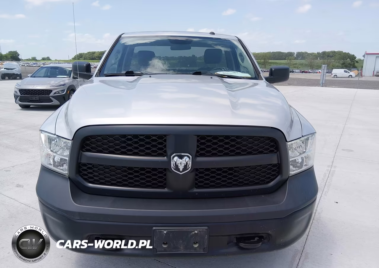 2018 Ram 1500 Tradesman 4X4 8' Box VIN:3C6JR7DG3JG318192 - 17