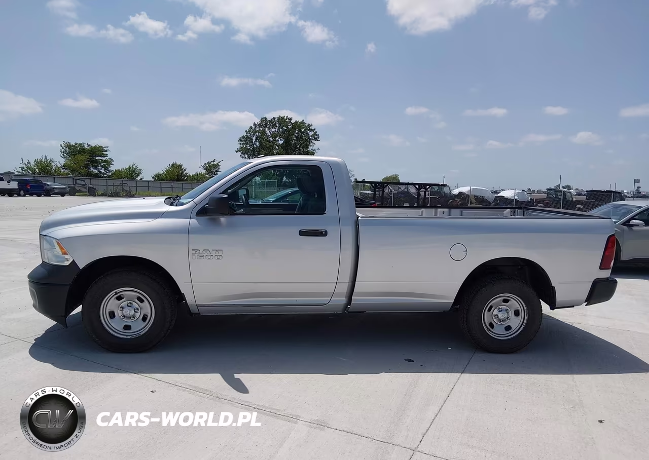 2018 Ram 1500 Tradesman 4X4 8' Box VIN:3C6JR7DG3JG318192 - 19
