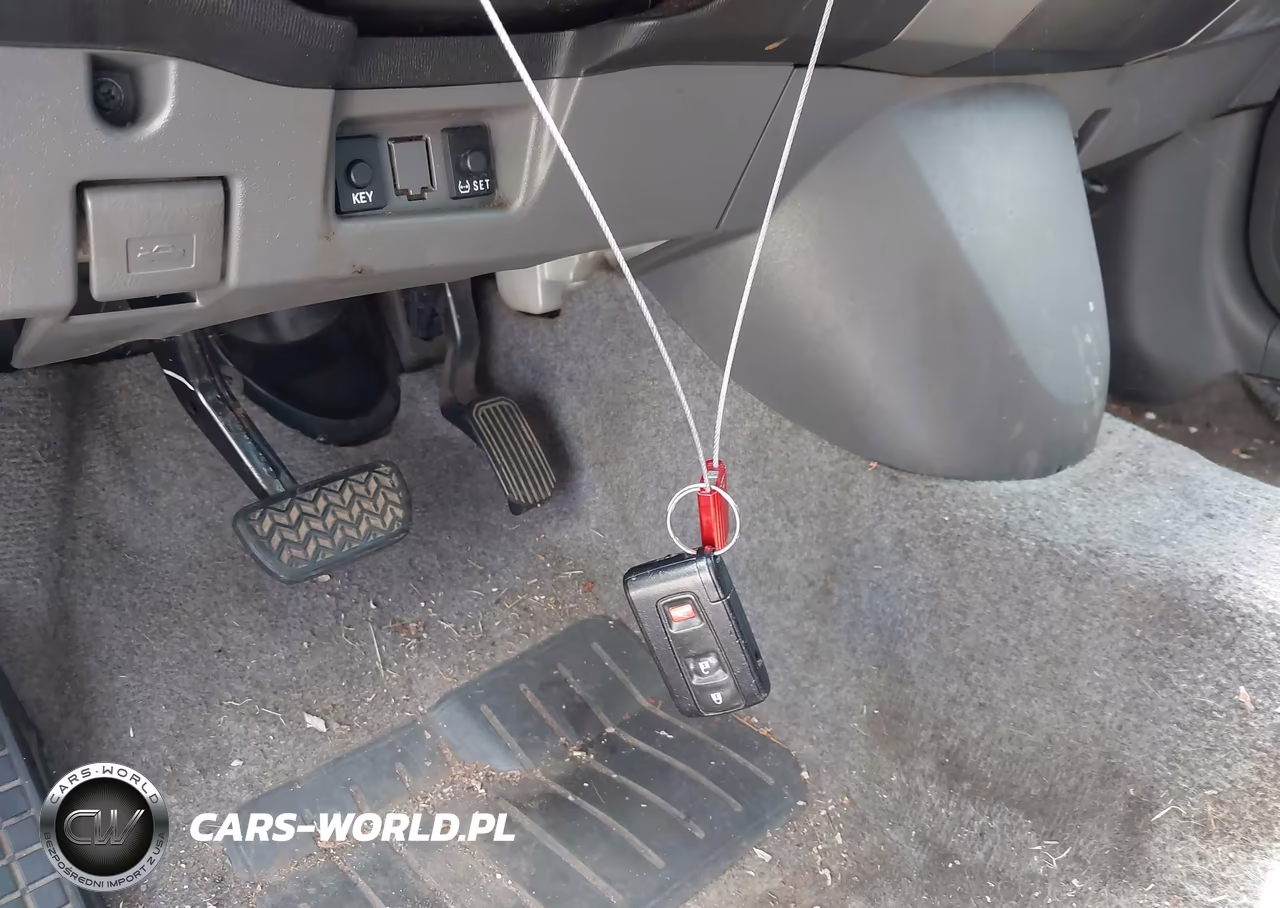 2008 Toyota Prius VIN:JTDKB20U387810811 - 11