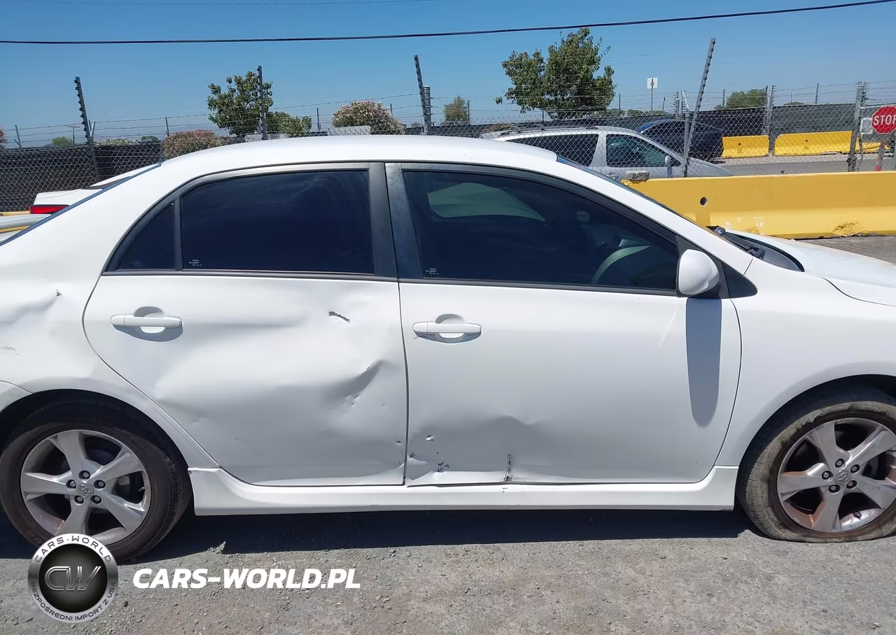2012 Toyota Corolla S VIN:2T1BU4EE8CC813086 - 13