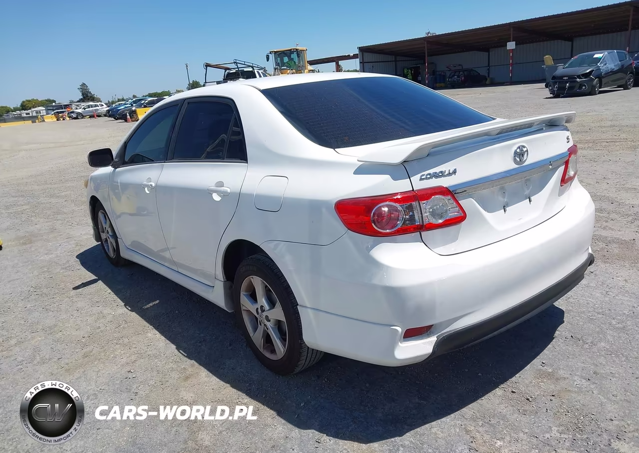 2012 Toyota Corolla S VIN:2T1BU4EE8CC813086 - 3