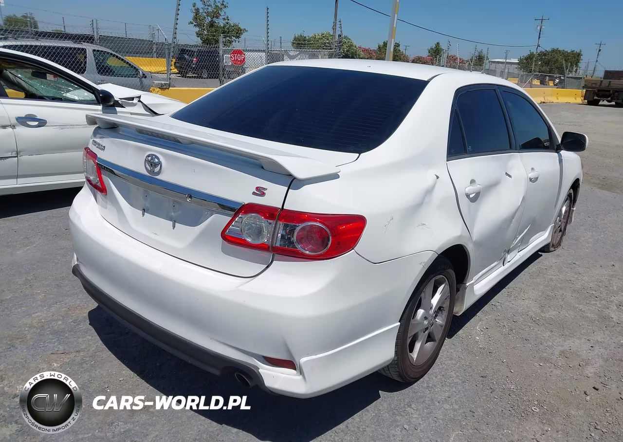 2012 Toyota Corolla S VIN:2T1BU4EE8CC813086 - 4
