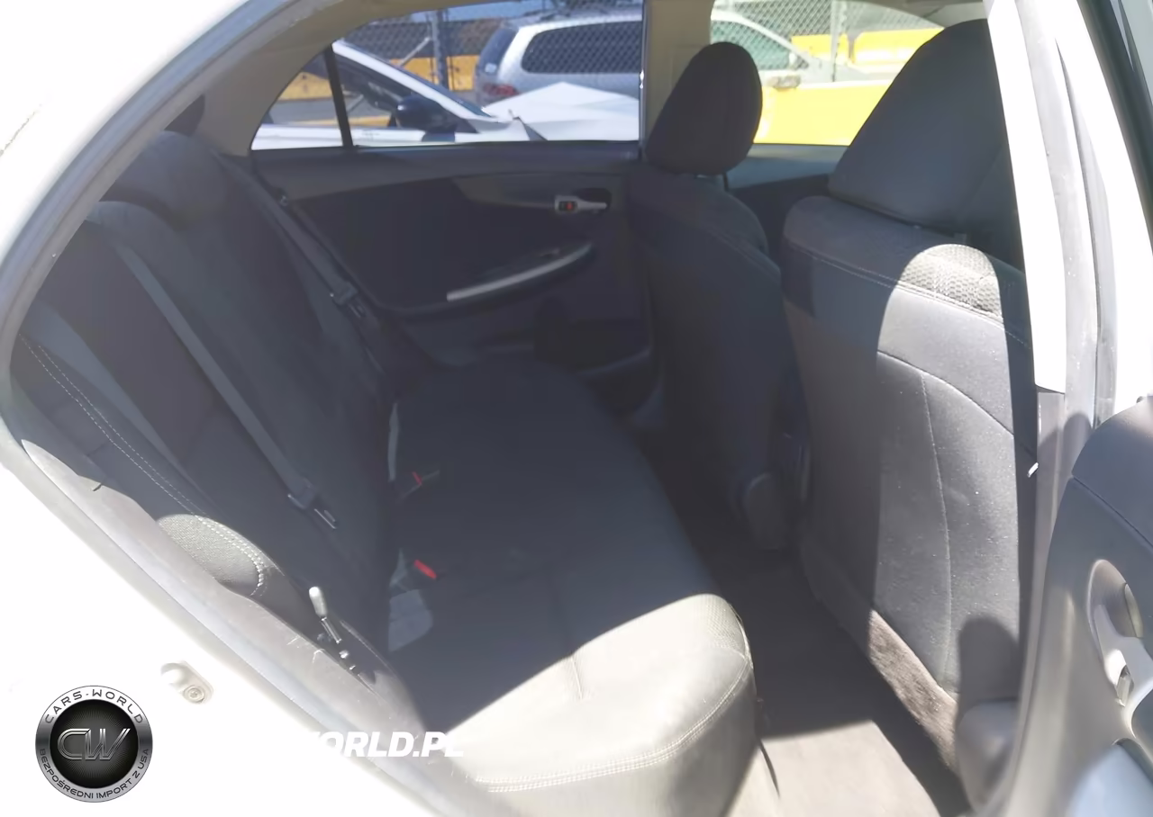 2012 Toyota Corolla S VIN:2T1BU4EE8CC813086 - 8