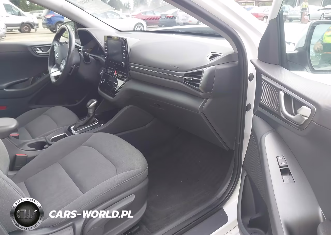 2020 Hyundai Ioniq Hybrid Se VIN:KMHC75LC4LU235831 - 5