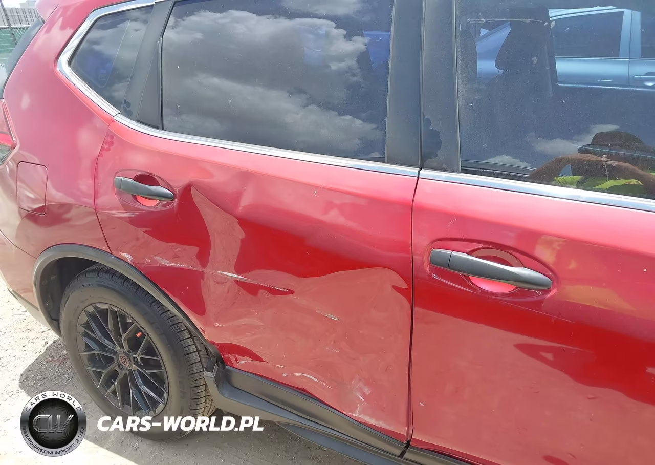 2017 Nissan Rogue S VIN:JN8AT2MT5HW394734 - 6