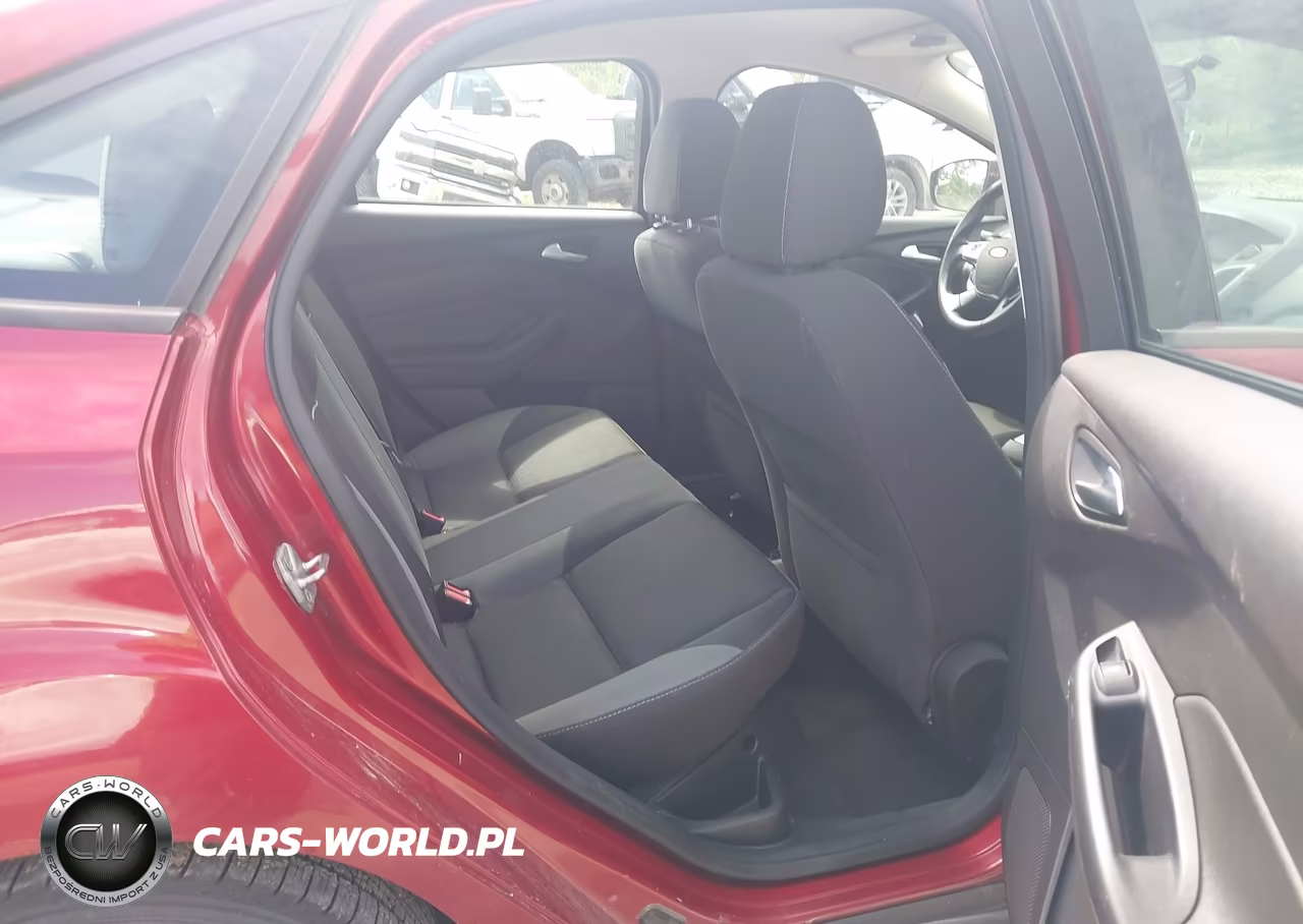 2013 Ford Focus Se VIN:1FADP3F20DL274512 - 8
